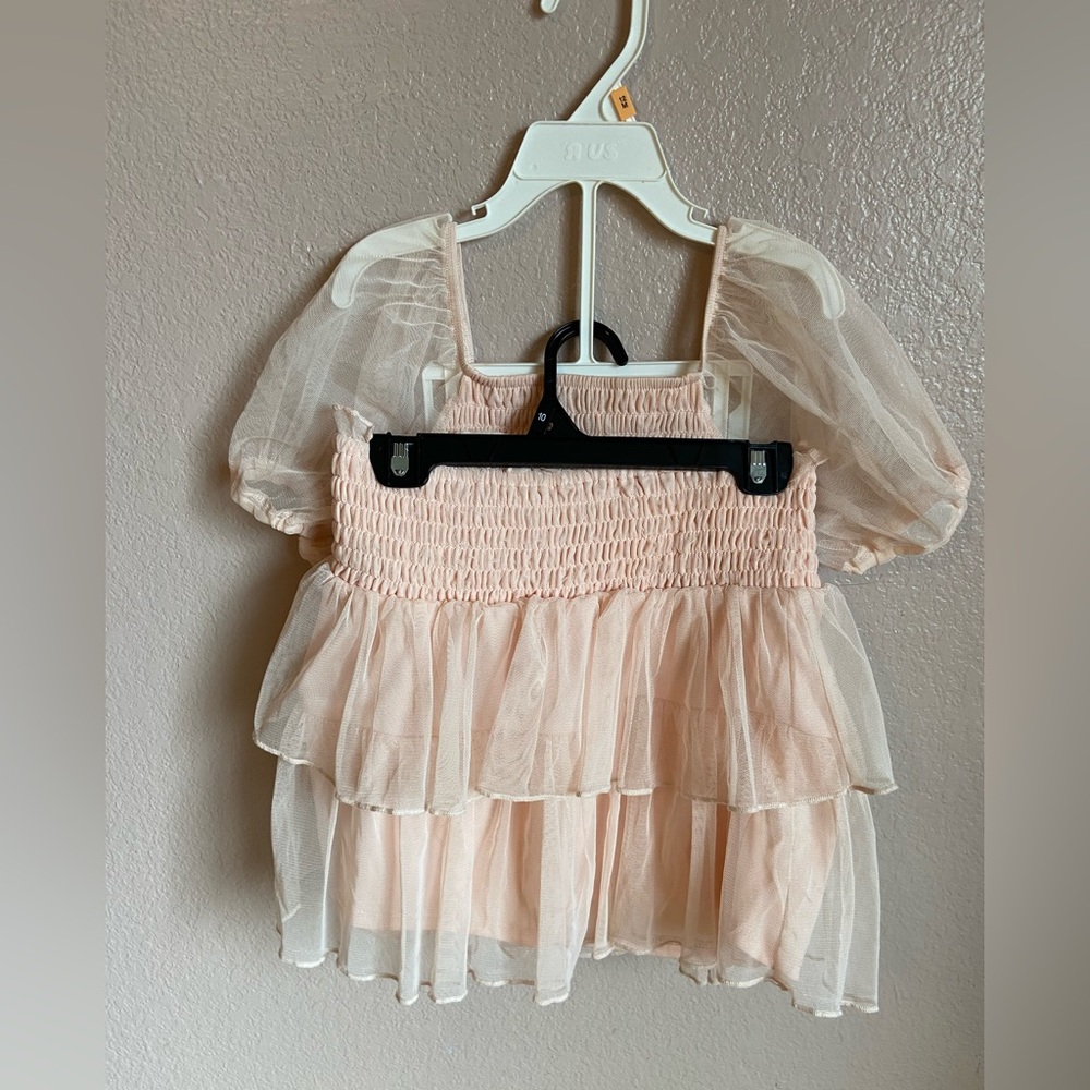 Girls ruffle skirt set.